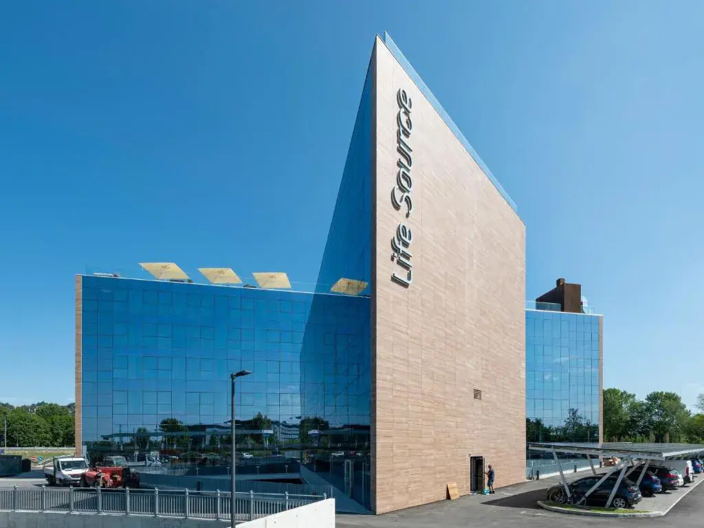 Life Hotel