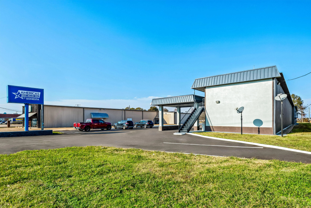 Americas Best Value Inn Indianola