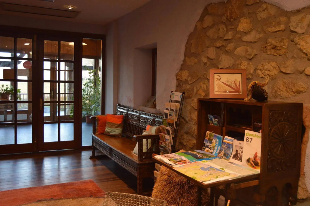 Hotel Restaurante Usategieta - Général