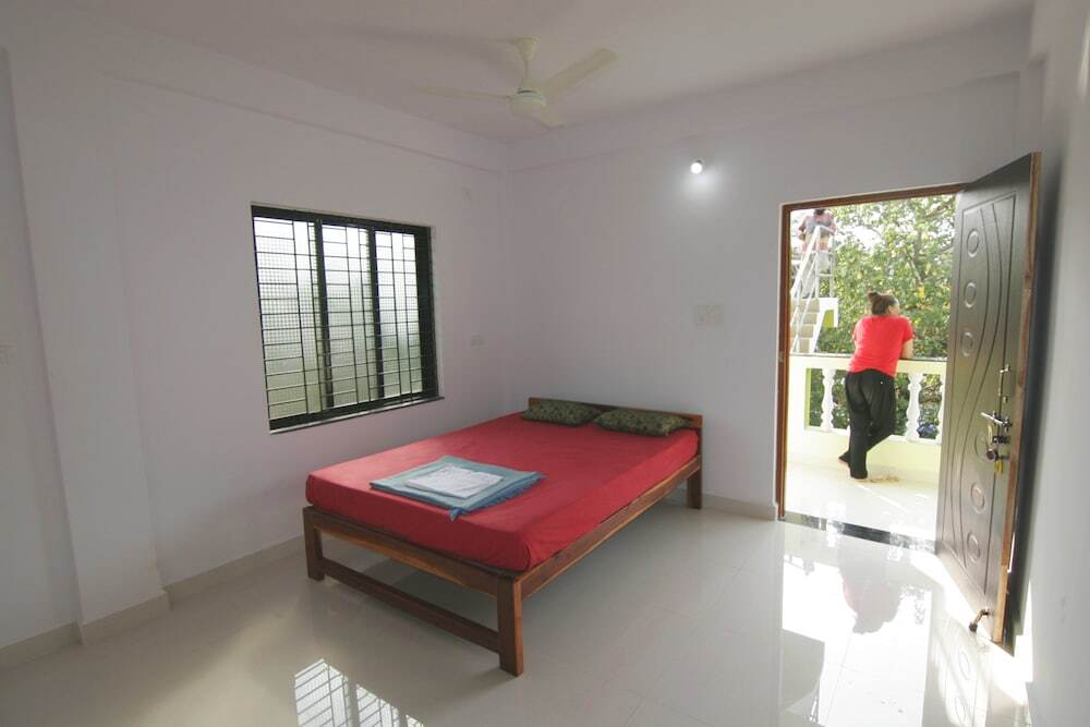 Rudra Holidays Guest House