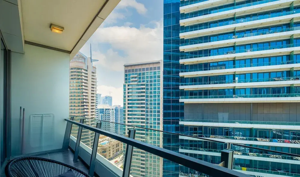 LUX - Dubai Marina Waterfront Suite 2