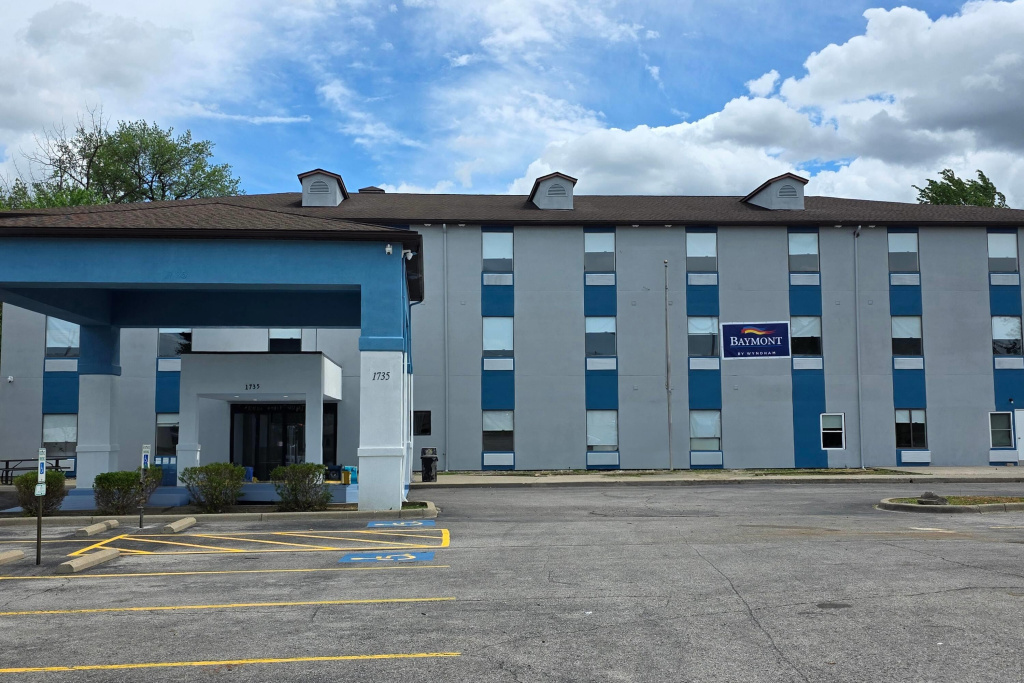 Baymont by Wyndham Louisville Southwest