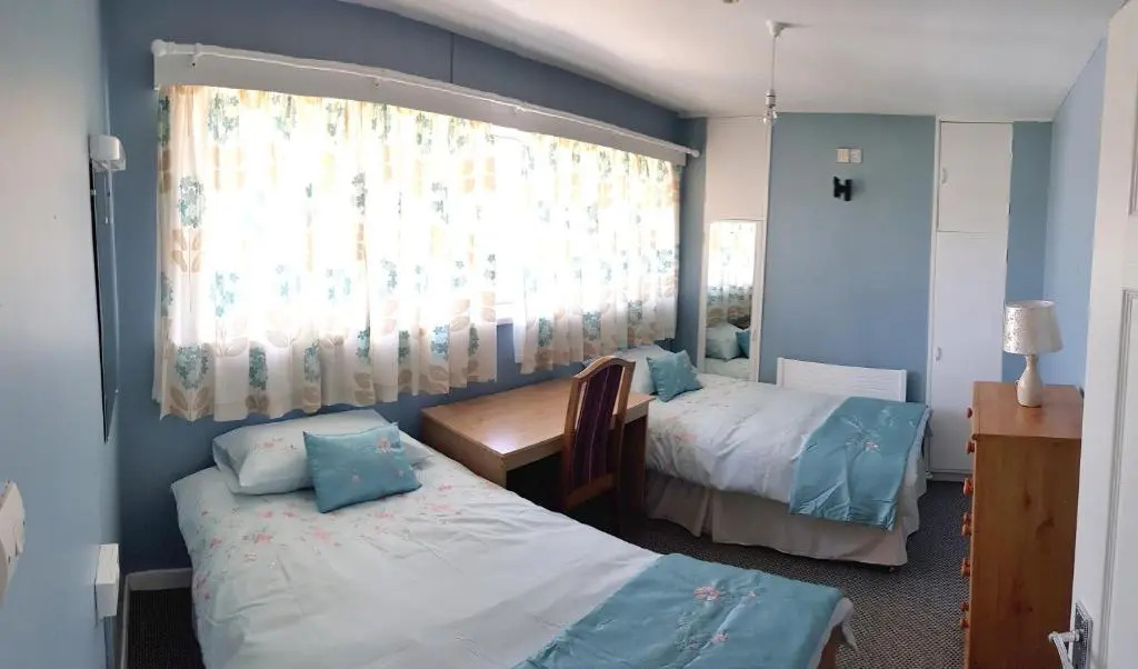 Economy room