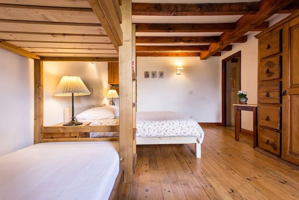 Voir la photo 1 — Gîte-Auberge de Montvilliers