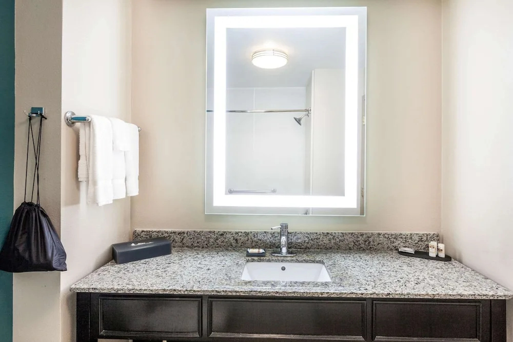 La Quinta Inn & Suites by Wyndham Midland North - Chambres