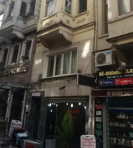 Yelken Sui̇te Taksi̇m