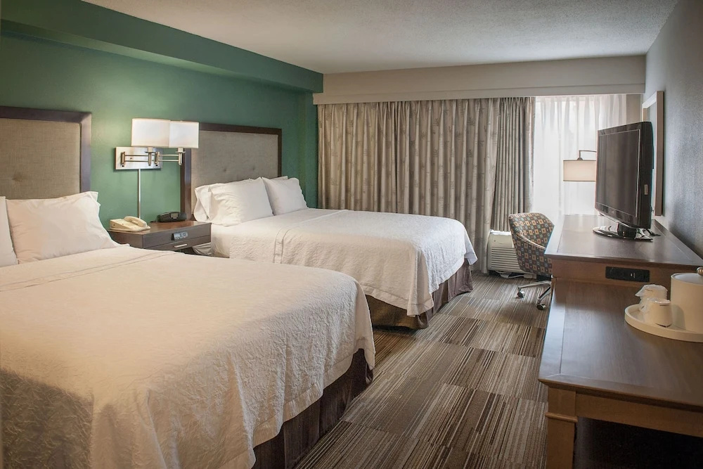 Hampton Inn New Orleans-St. Charles Ave./Garden District - Chambres