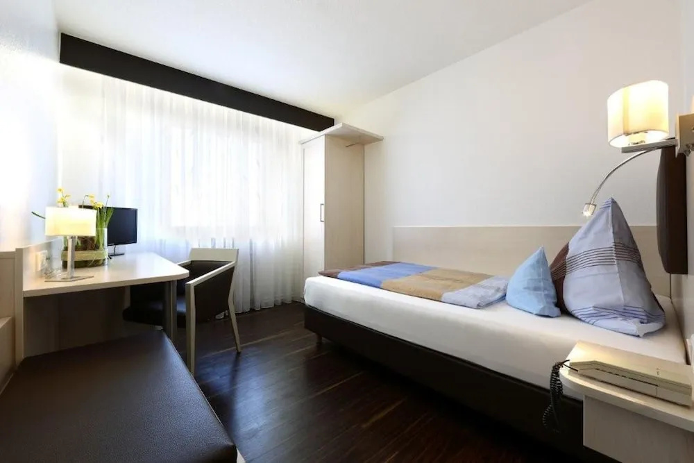 Hotel Kaiserpfalz - Chambres