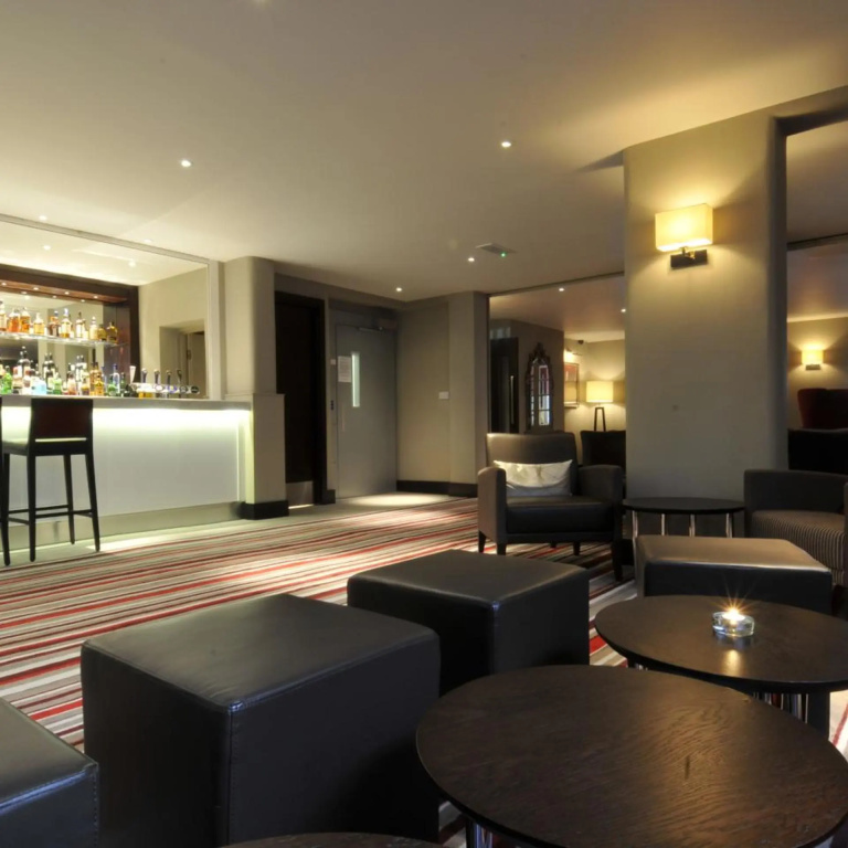 The Golf Hotel - Général