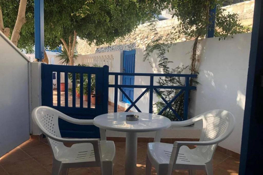 Balcony & Terrace