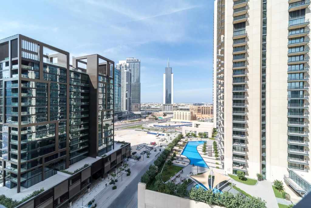 1BR Apt Brand New Spectacular Views Downtown