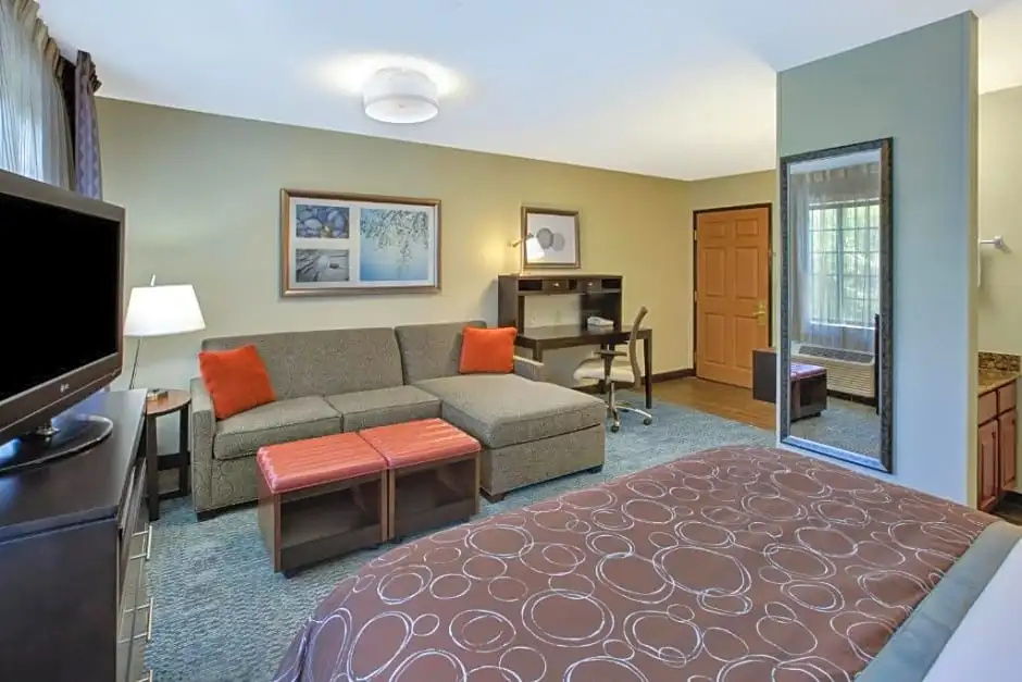 Staybridge Suites - Louisville - East by IHG - Chambres