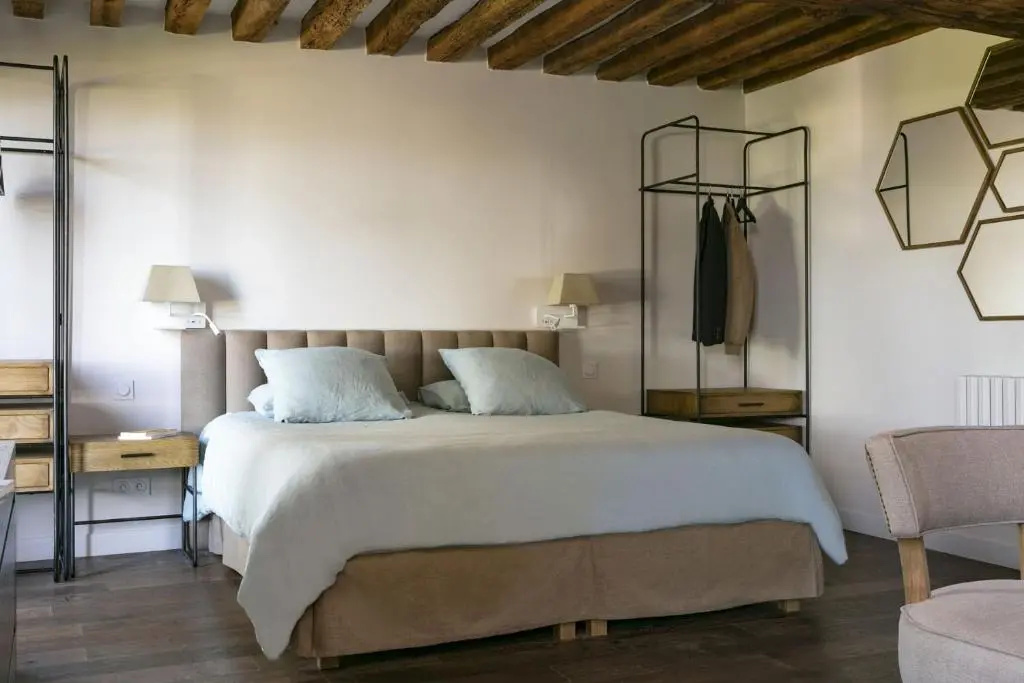 Superior Double room with sea view (full double bed)