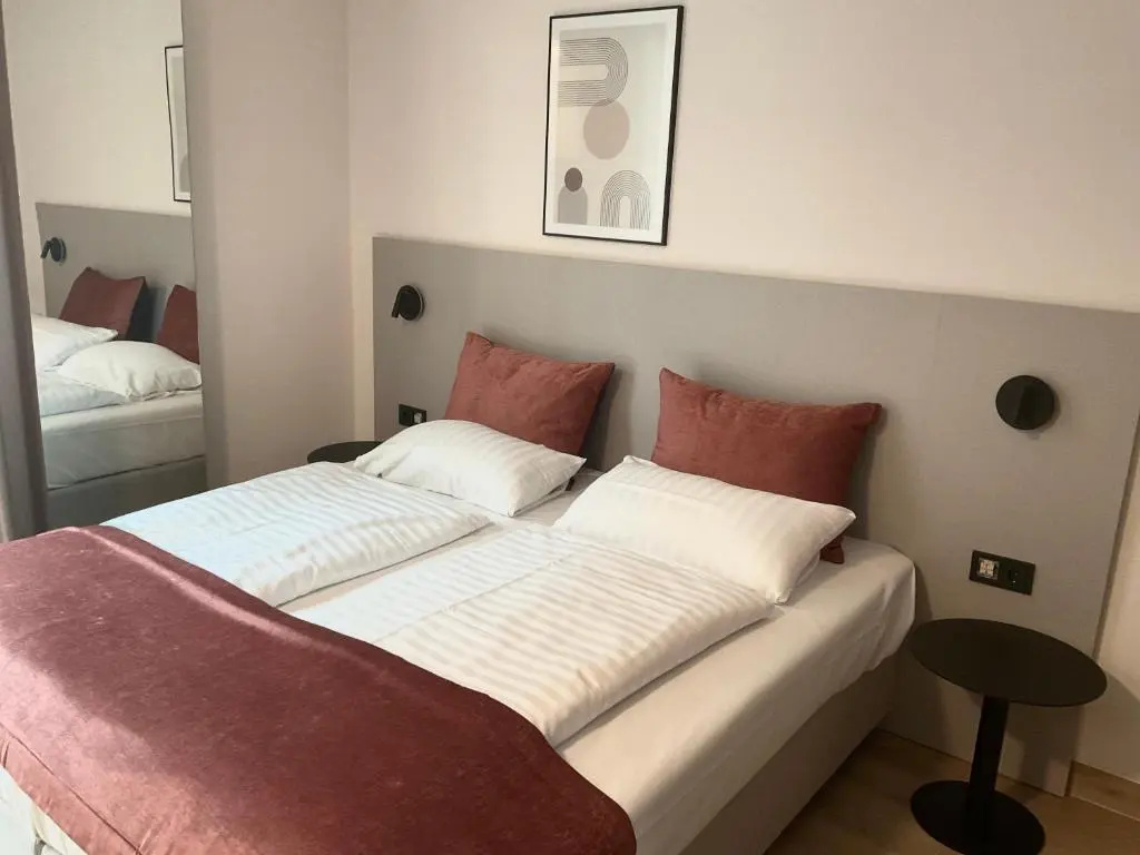 Standard Double room (full double bed)