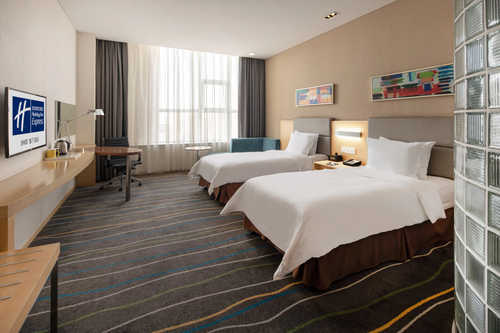 Holiday Inn Express Luoyang City Center by IHG image 5