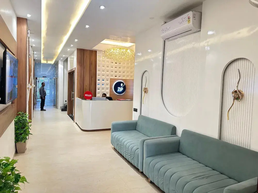 Zip by Spree Hotels R Group - Near Coaching Hub & Oxy Park