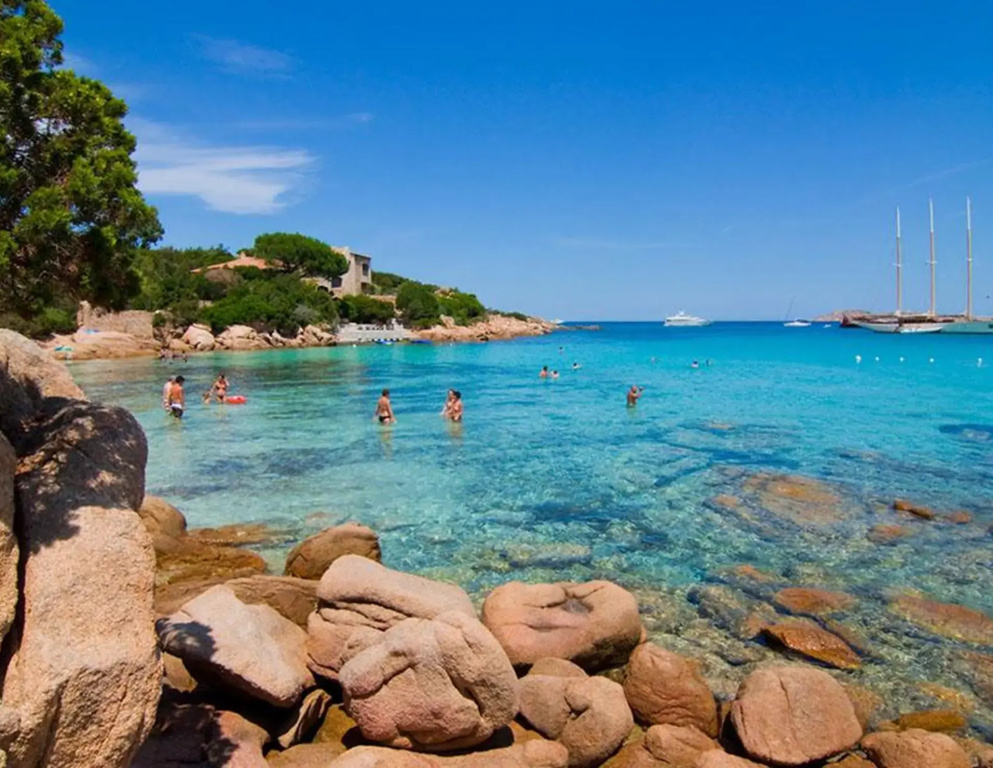 Beach & Waterfront