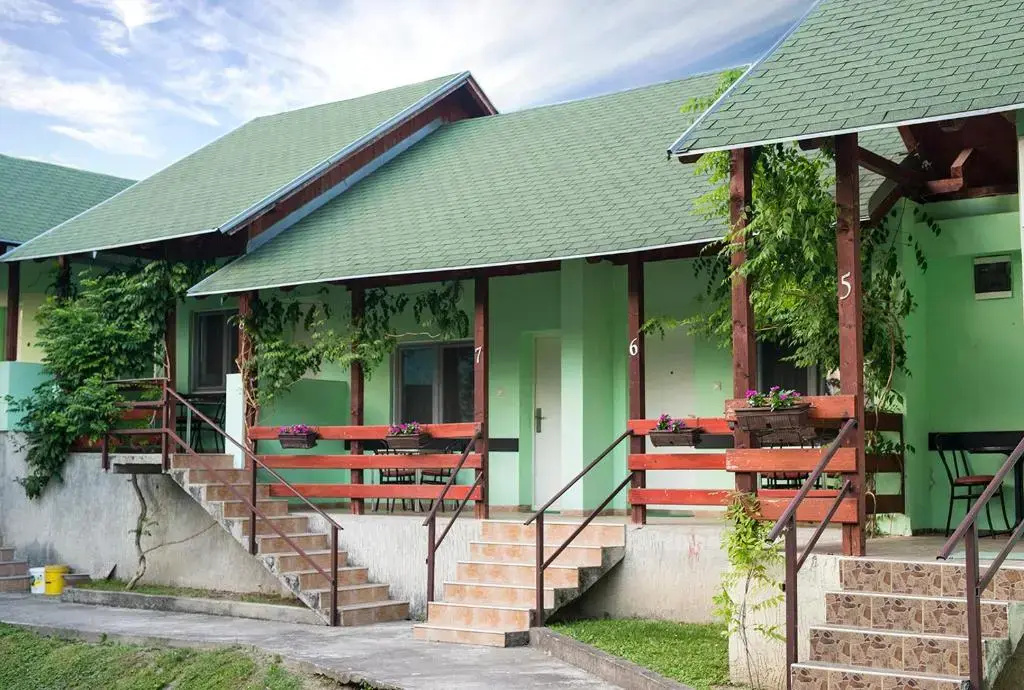 1 Bedroom Bungalow