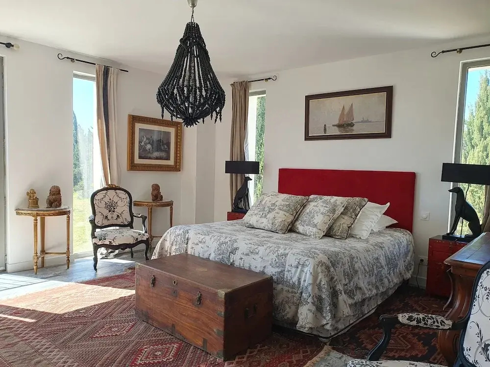 Deluxe Suite with balcony and with park view