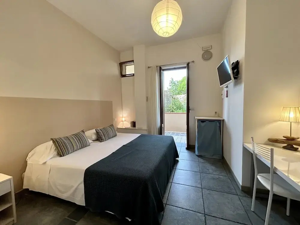 Standard room with balcony and with view
