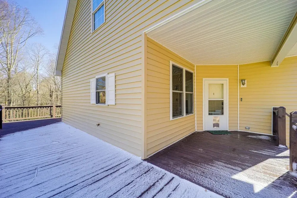 Near Hiking: Blue Ridge Mtn Home on Private Acre