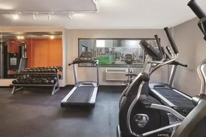 La Quinta Inn & Suites by Wyndham Chicago - Lake Shore - Chambres