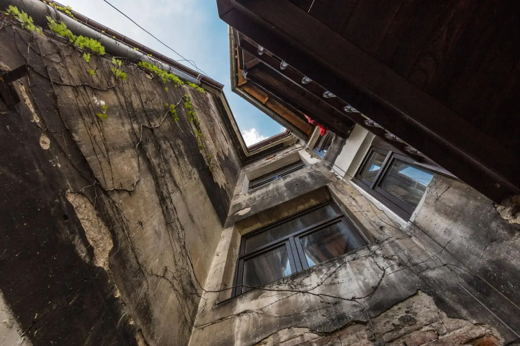 Krak Apartments