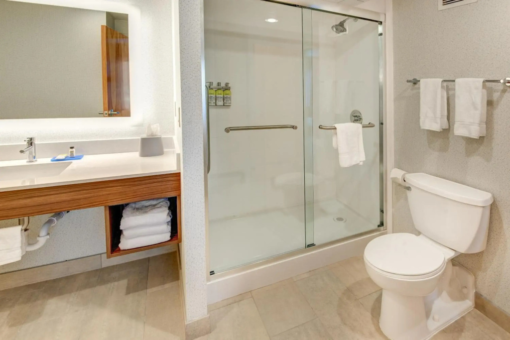 Holiday Inn Express Hotel & Suites West Long Branch by IHG - Général