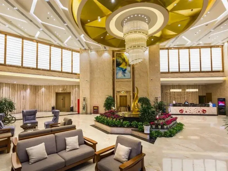 Lobby & Reception