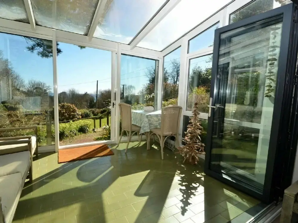 Apartment in Historical Mansion near Wonderful Blackpool Sands Beach