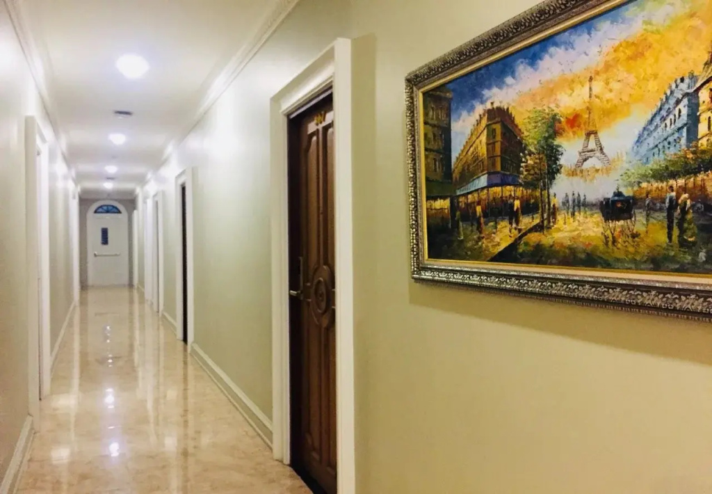 Lobby & Reception