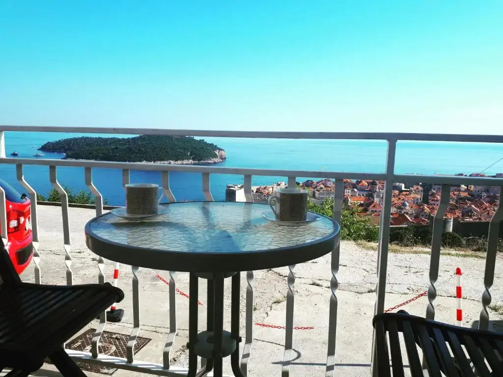 Studio with sea view