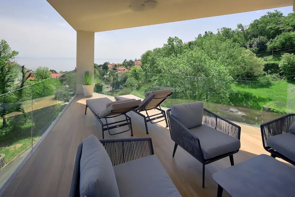 Premium Penthouse with Swimming Pool - фото 16