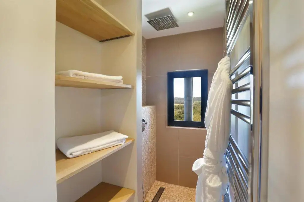 Royal Double room (full double bed)