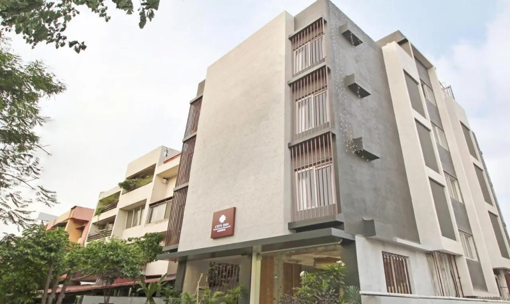 Treebo City Inn, Satara