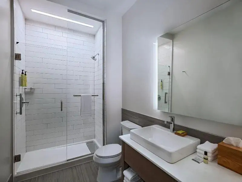 4 Bedrooms Suite with view