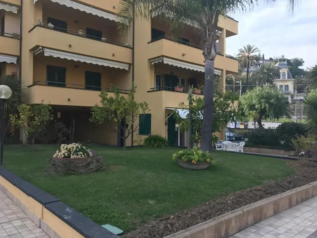 Flat acquamarina