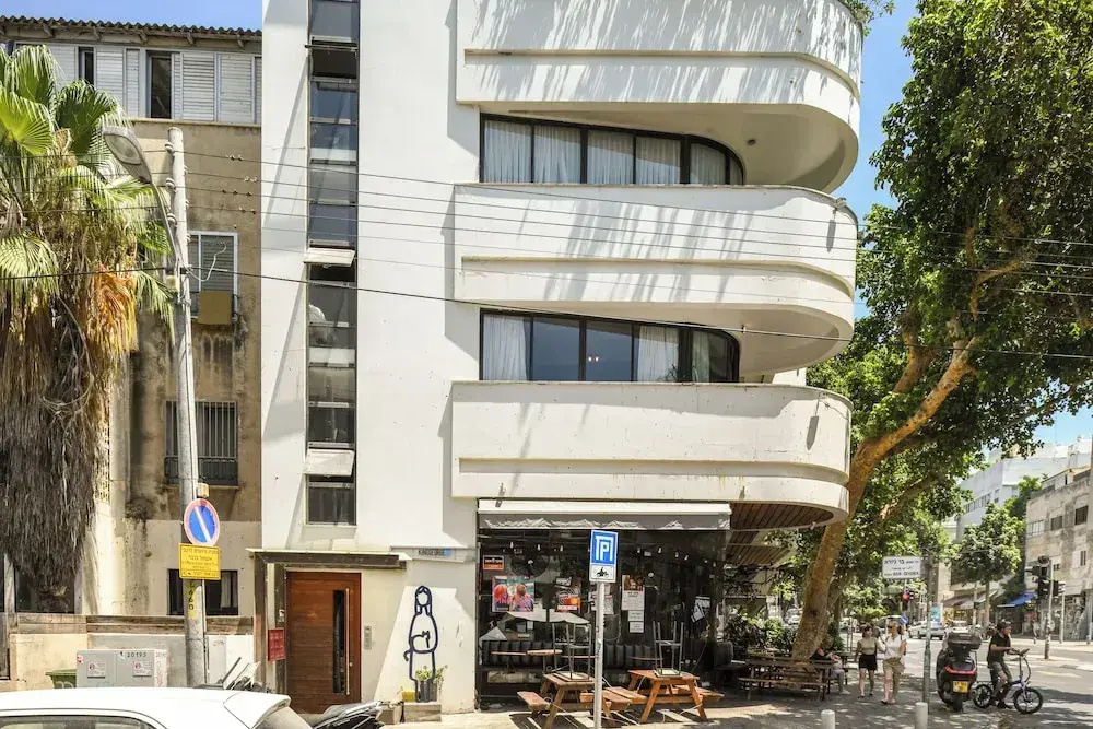 Turquoise Chic Dizengoff CTR by SeaNRent