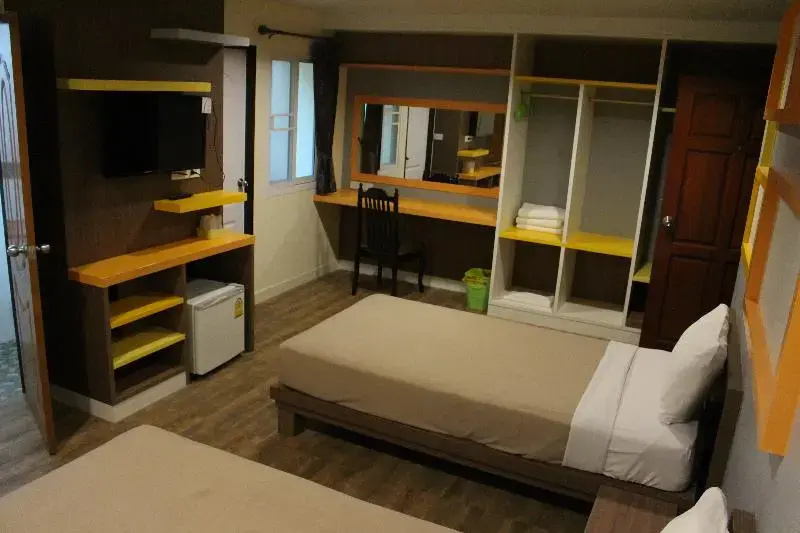 Deluxe Triple room