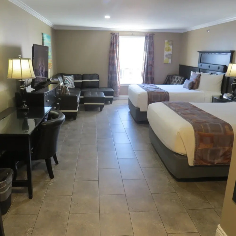 Standard Quadruple Family room