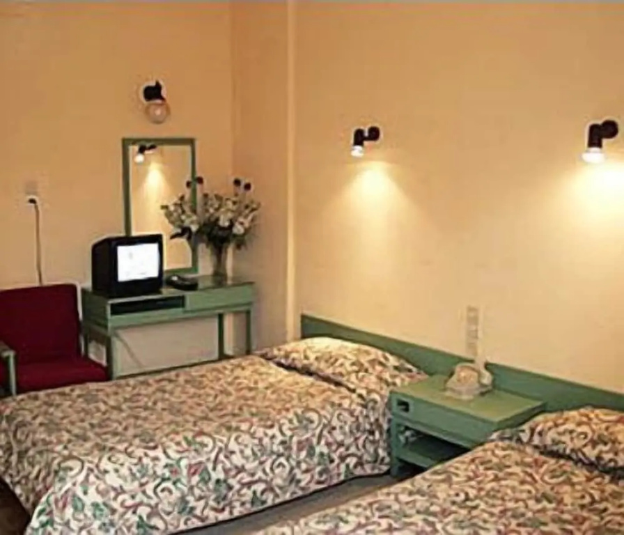 Economy Double room (full double bed)