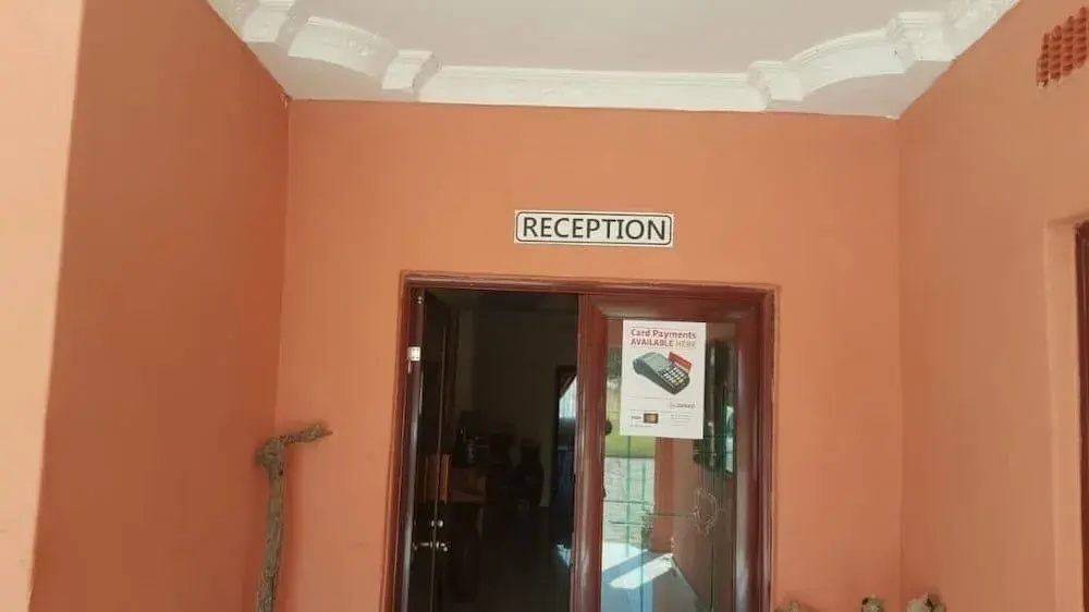 Twin Cave Lodge