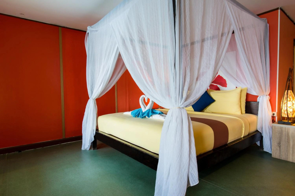 Отель Lareena Resort Koh Larn Pattaya в Паттайе