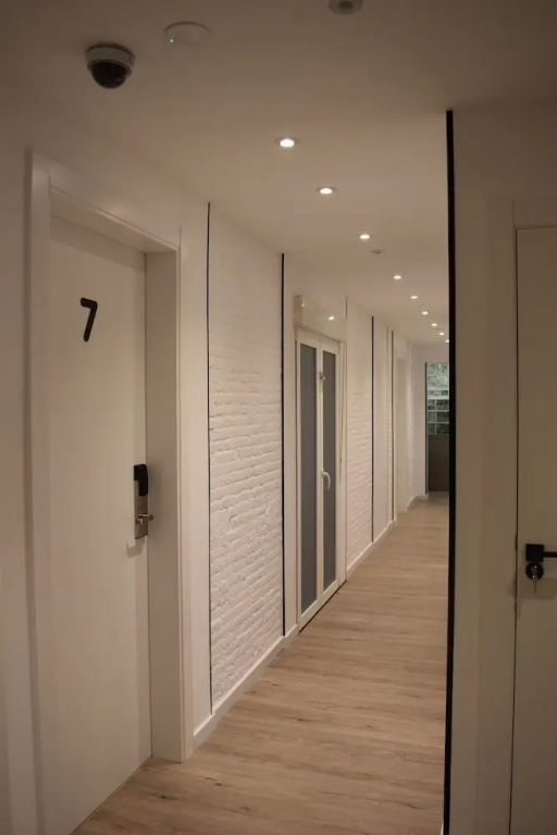 1 Bedroom Economy Quadruple room