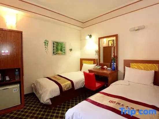 Standard Double Suite (twin beds)
