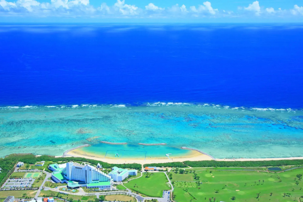 Beach & Waterfront