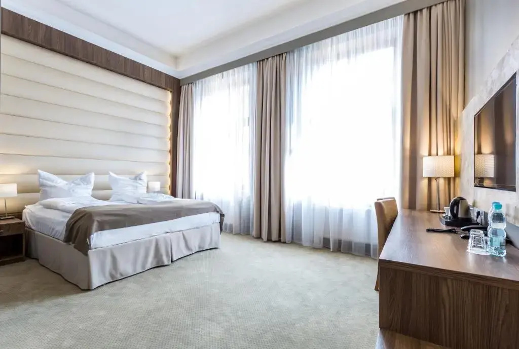 Standard Double room (full double bed)