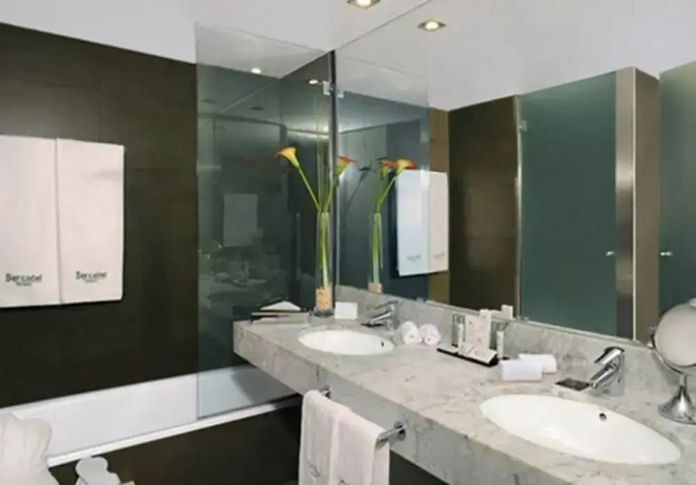 Sercotel Amister Art Hotel - Chambres