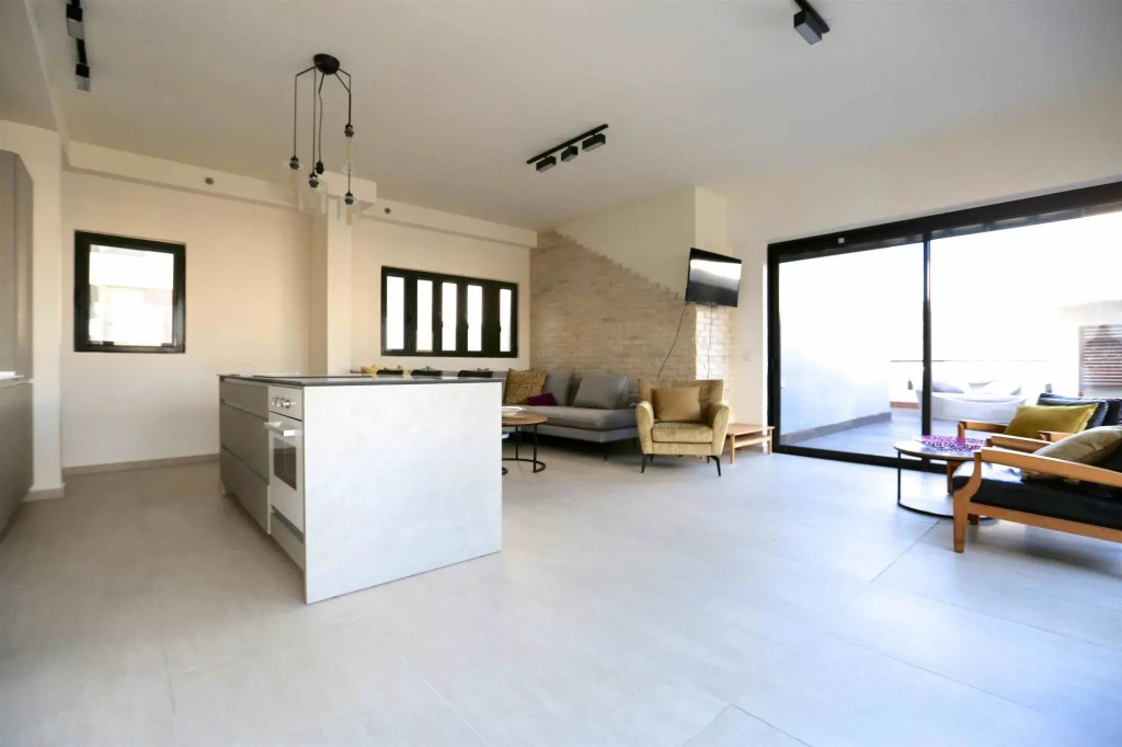 Holyguest Harakevet 315