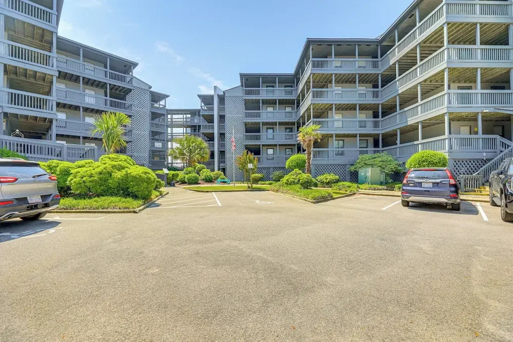N Topsail Beach Oceanfront Condo w/ Pool!